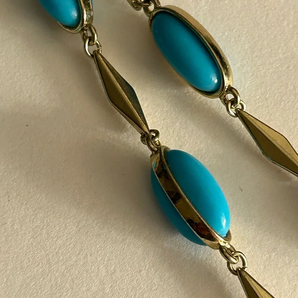 J.Crew Necklace Turquoise double sided Oval Beads, gold Diamond-shape links 34”